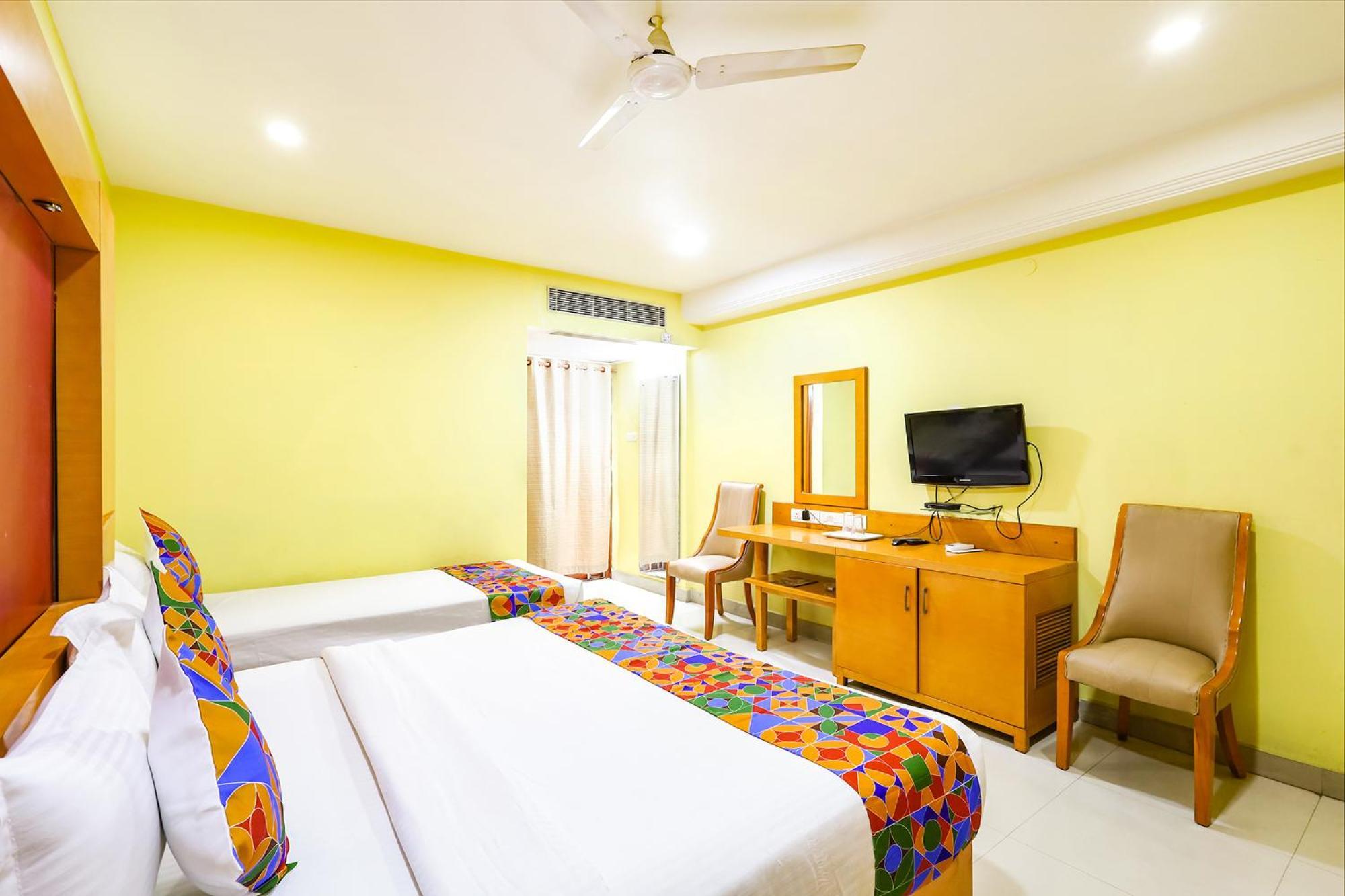 Mahalaya Residency, Chennai Hotel Bagian luar foto