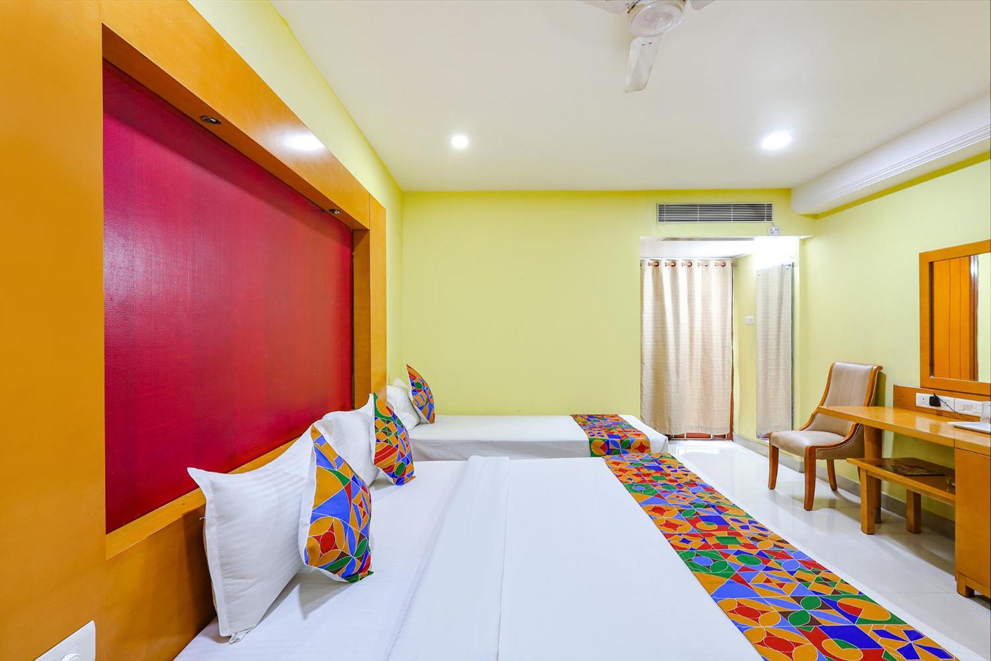 Mahalaya Residency, Chennai Hotel Bagian luar foto